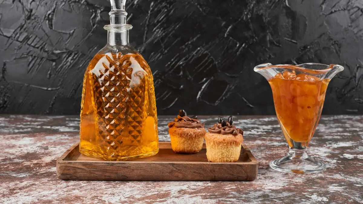 Amaretto illustration