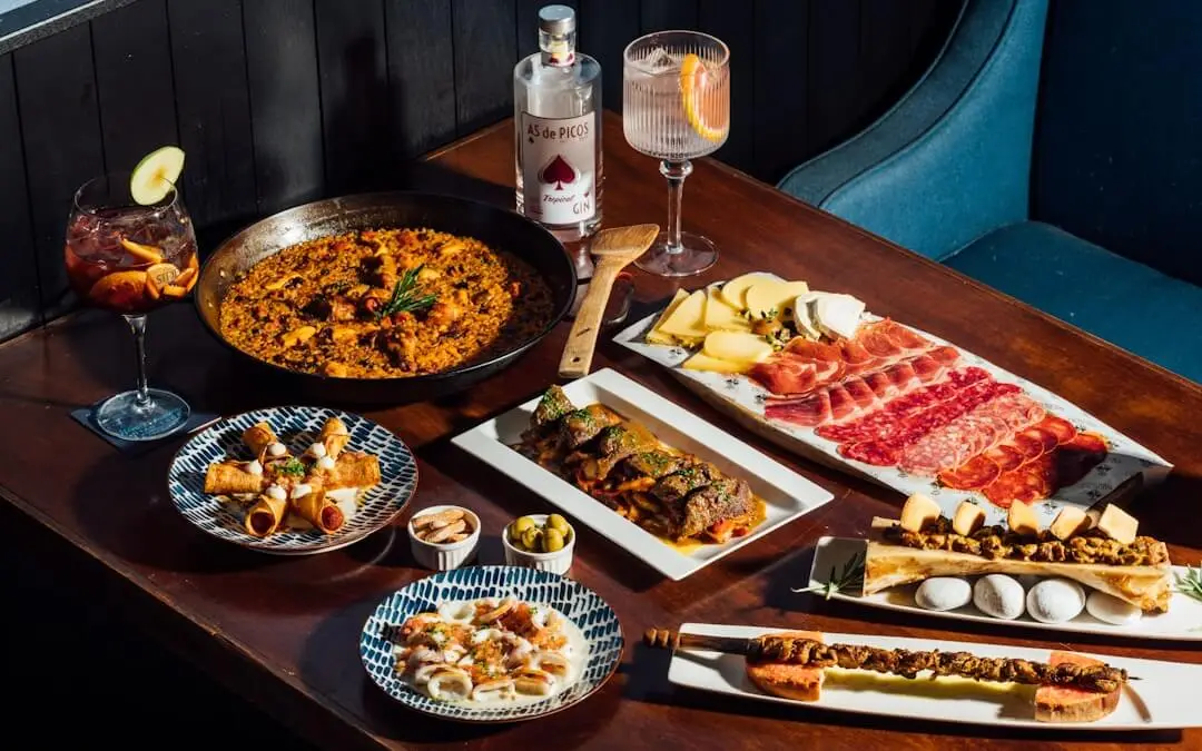Gastronomisk njutning – när mat blir en upplevelse snarare än en måltid illustration